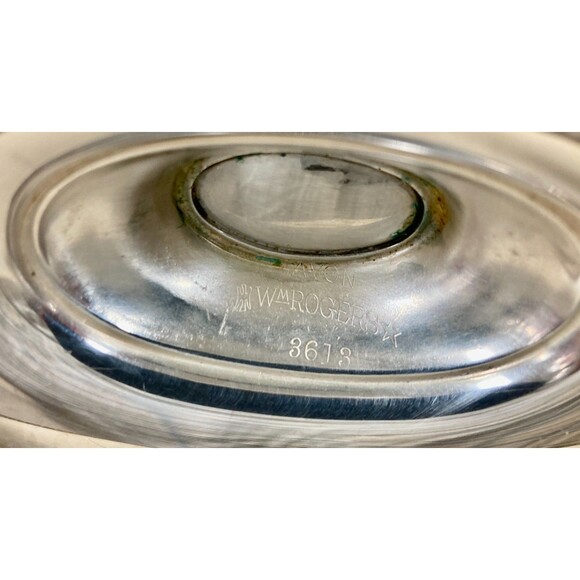 WM Rogers Silverplate Gravy Sauce Boat With Attached Tray Avon 3613 - Picture 6 of 9